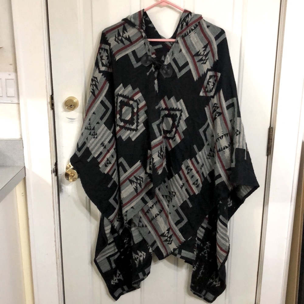 🎀🎀host pick!🎀🎀 saks fifth avenue poncho